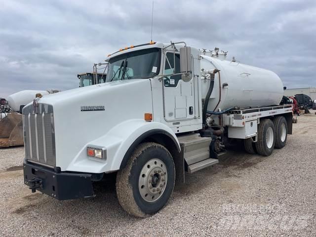 Kenworth T-800 شاحنات مزدوجة / خلخلة