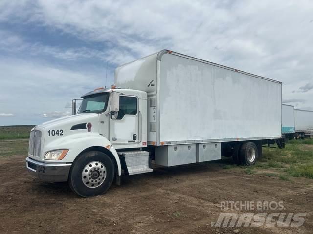 Kenworth T270 شاحنات ذات هيكل صندوقي