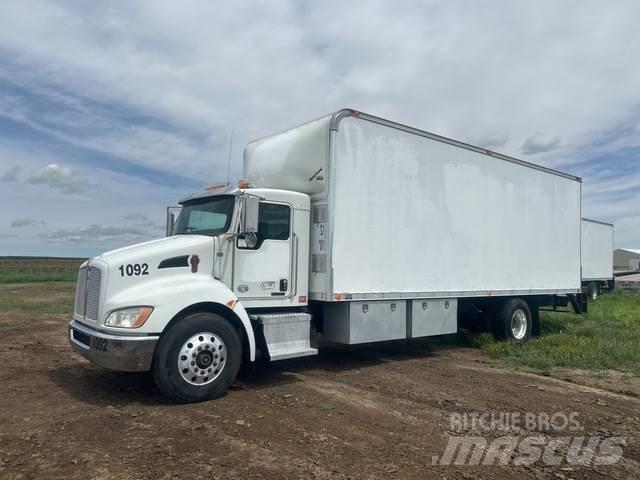 Kenworth T270 شاحنات ذات هيكل صندوقي