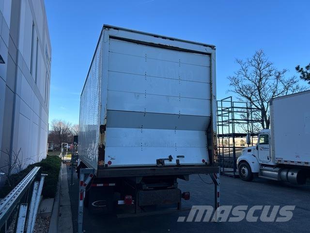 Kenworth T270 شاحنات ذات هيكل صندوقي