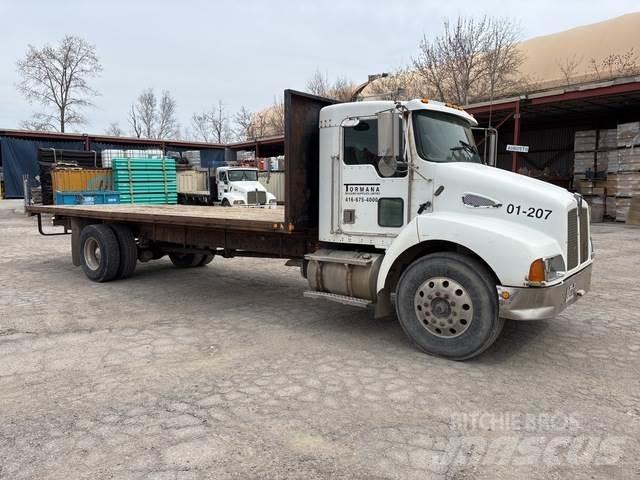 Kenworth T300 شاحنات مسطحة/مفصلية الجوانب