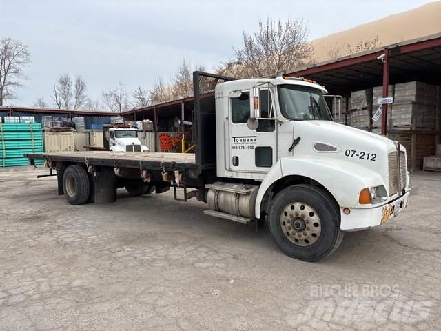Kenworth T300 شاحنات مسطحة/مفصلية الجوانب