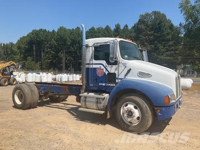 Kenworth T300 كابينة والداخلية