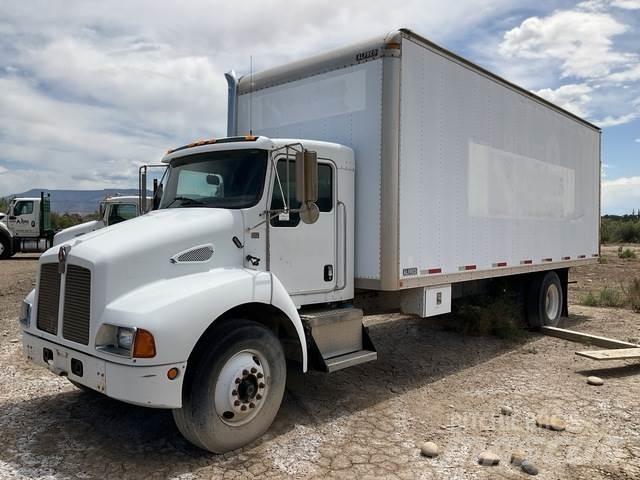 Kenworth T300 شاحنات ذات هيكل صندوقي
