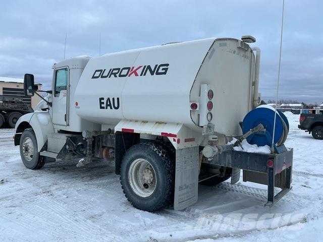 Kenworth T300 صهاريج مياه