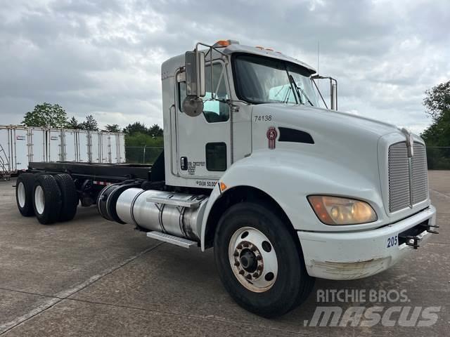Kenworth T370 شاحنات ذات هيكل صندوقي