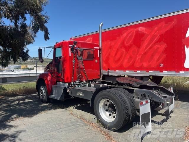 Kenworth T370 وحدات الجر