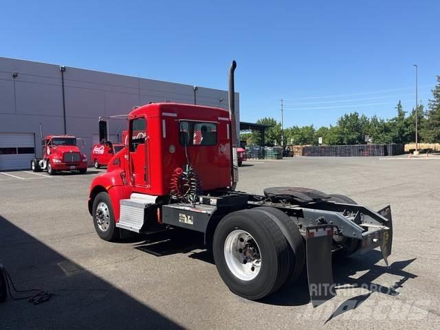 Kenworth T370 وحدات الجر