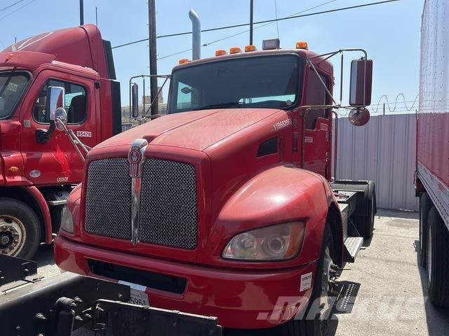 Kenworth T370 وحدات الجر