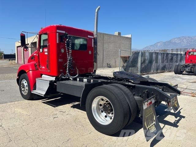 Kenworth T370 وحدات الجر