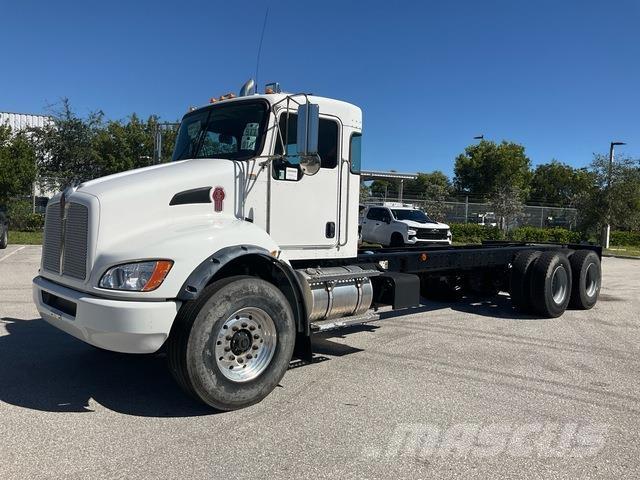 Kenworth T370 كابينة والداخلية