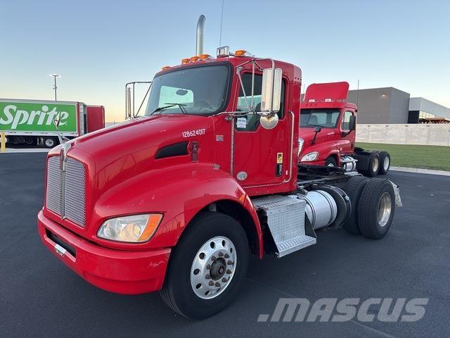 Kenworth T370 وحدات الجر