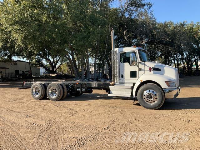 Kenworth T370 كابينة والداخلية