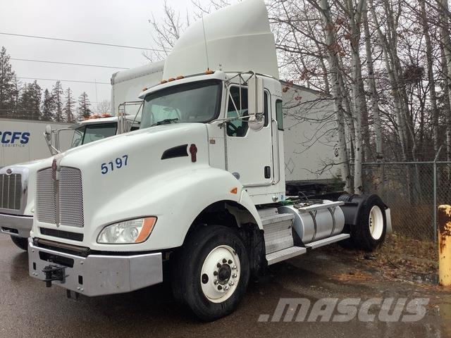 Kenworth T400 وحدات الجر