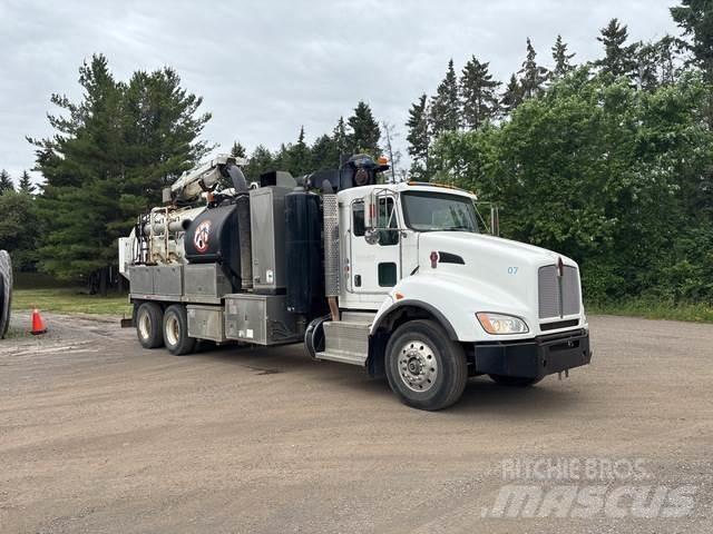 Kenworth T440 حفارات زحافة
