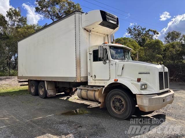 Kenworth T450 شاحنات ذات هيكل صندوقي
