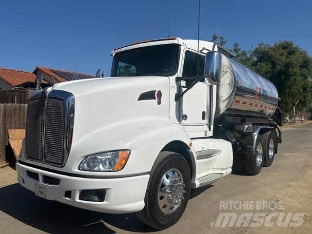 Kenworth T600 شاحنات خرسانة