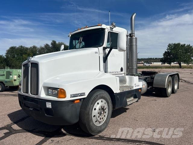 Kenworth T600 وحدات الجر
