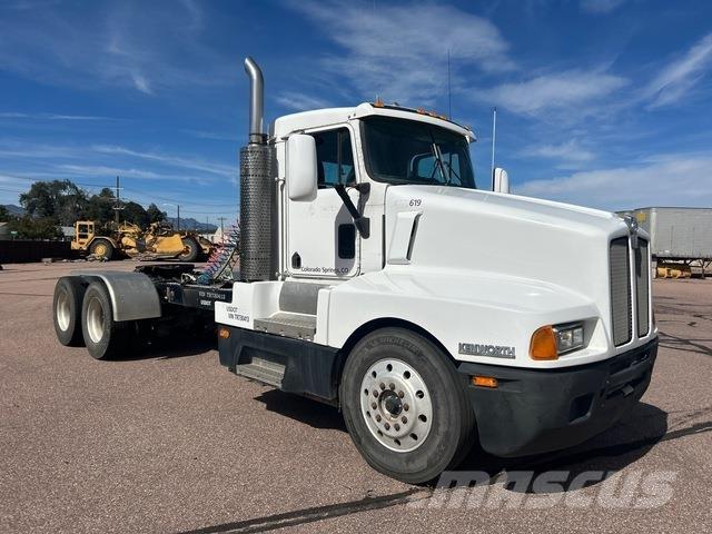 Kenworth T600 وحدات الجر
