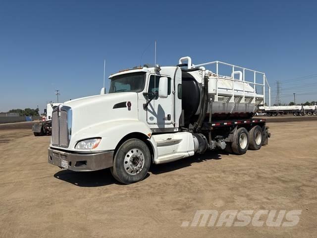 Kenworth T660 شاحنات مزدوجة / خلخلة