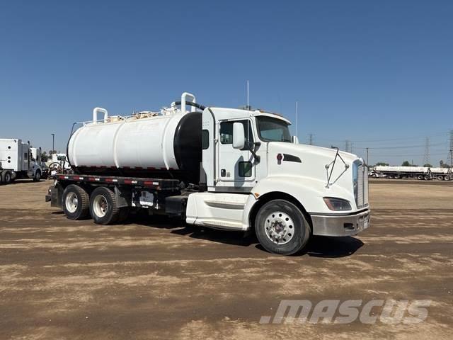 Kenworth T660 شاحنات مزدوجة / خلخلة