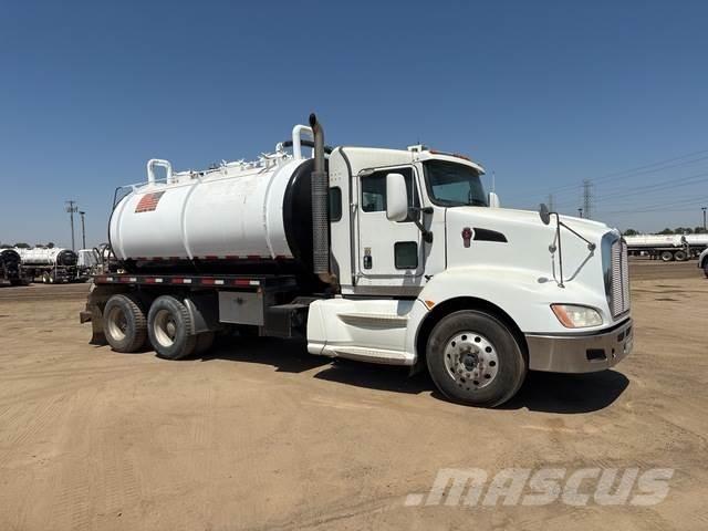 Kenworth T660 شاحنات مزدوجة / خلخلة