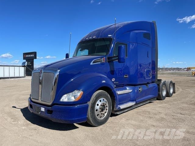 Kenworth T680 وحدات الجر