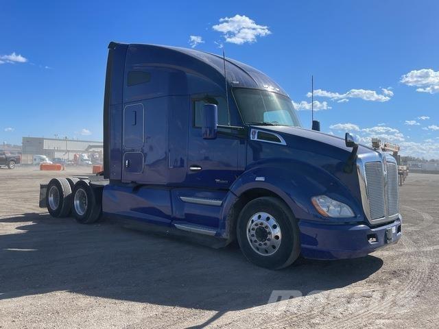Kenworth T680 وحدات الجر