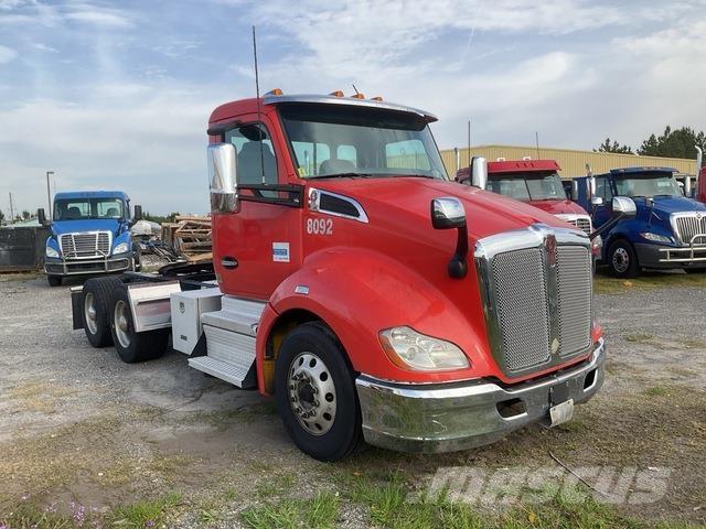 Kenworth T680 وحدات الجر
