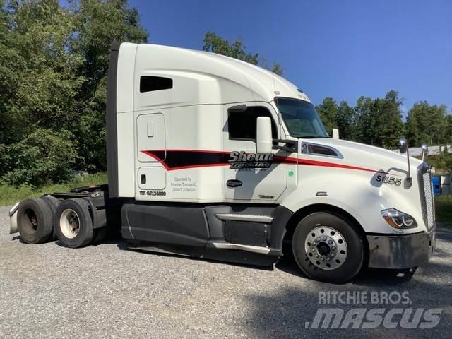 Kenworth T680 وحدات الجر