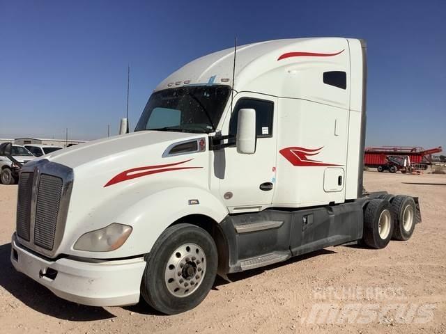 Kenworth T680 وحدات الجر