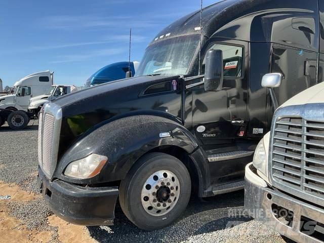 Kenworth T680 وحدات الجر