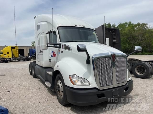 Kenworth T680 وحدات الجر