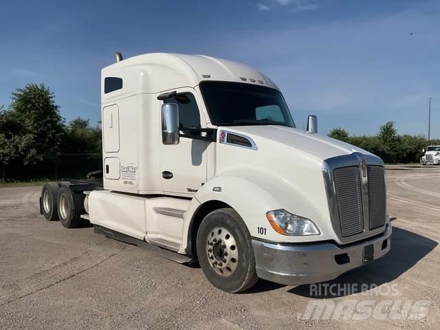 Kenworth T680 وحدات الجر