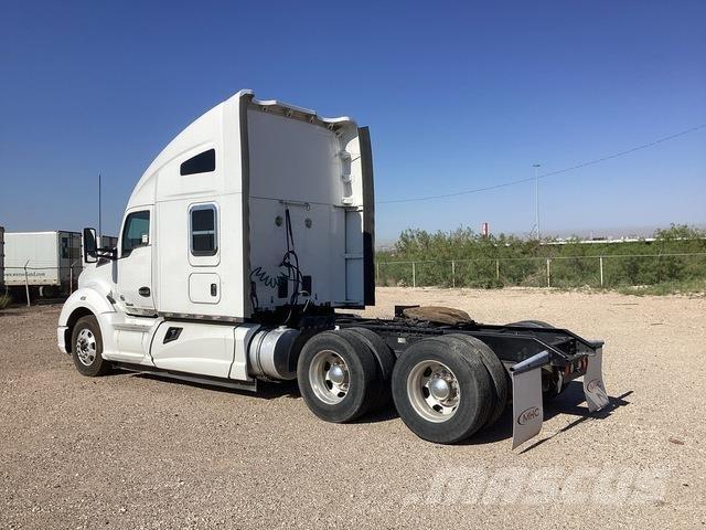 Kenworth T680 وحدات الجر