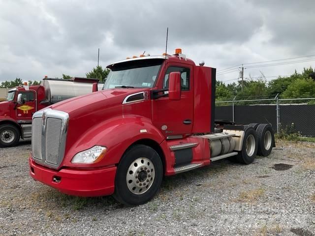 Kenworth T680 وحدات الجر