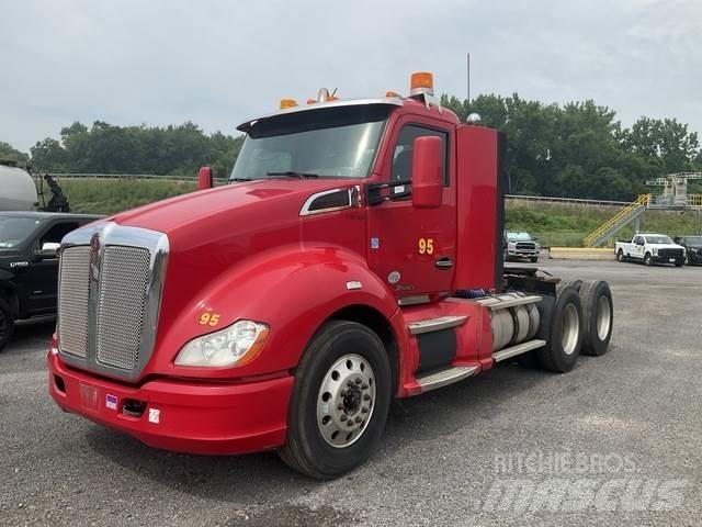 Kenworth T680 وحدات الجر