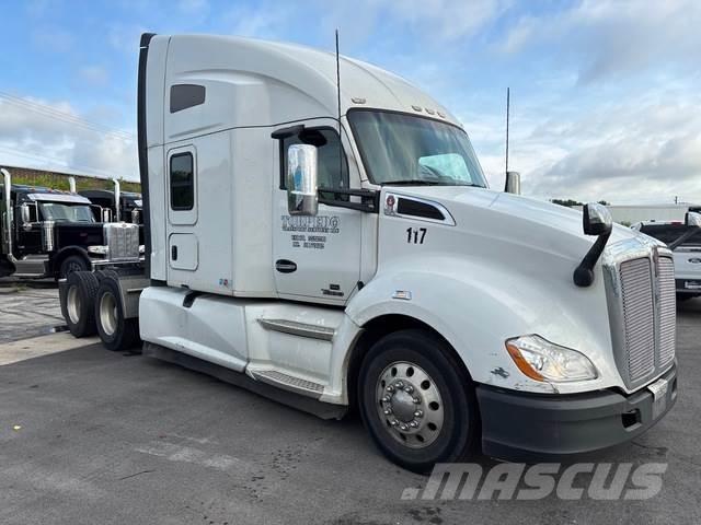 Kenworth T680 وحدات الجر
