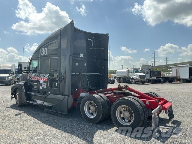 Kenworth T680 وحدات الجر