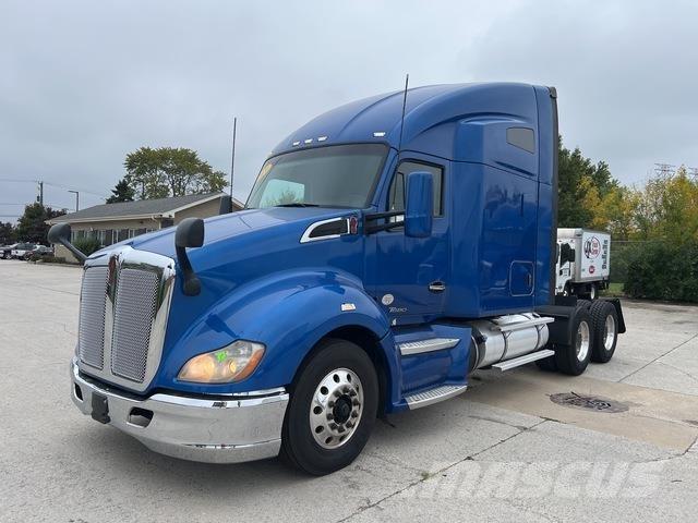 Kenworth T680 وحدات الجر