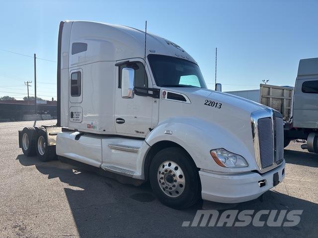 Kenworth T680 وحدات الجر