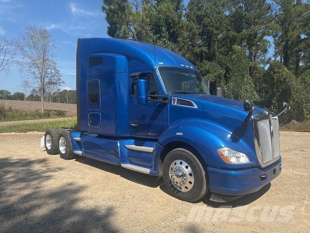 Kenworth T680 وحدات الجر