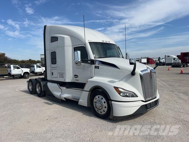 Kenworth T680 وحدات الجر