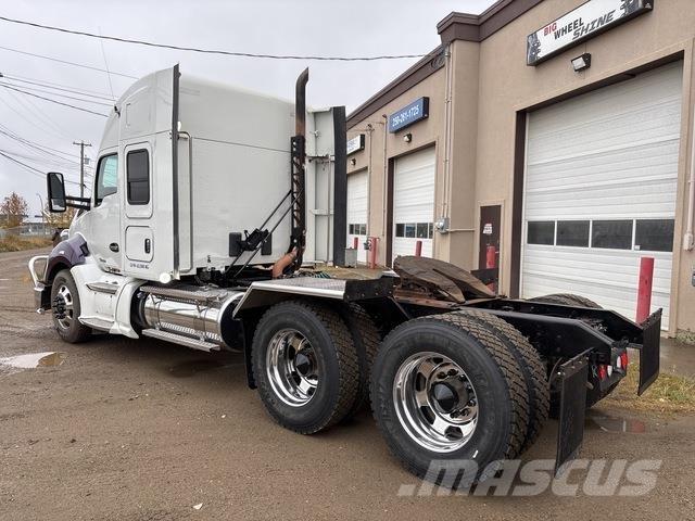 Kenworth T680 وحدات الجر
