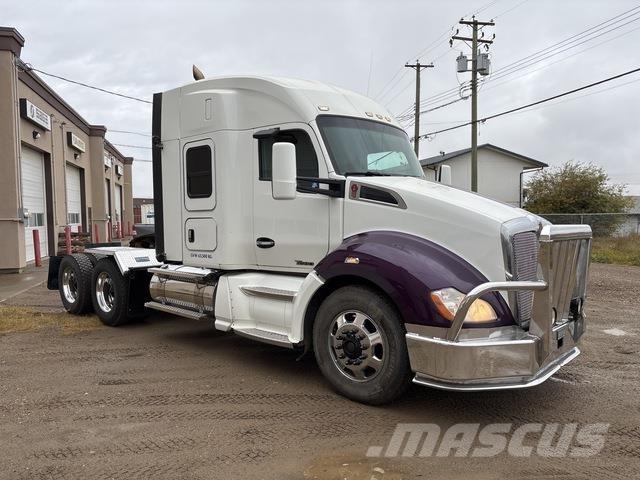 Kenworth T680 وحدات الجر