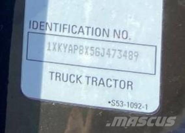 Kenworth T680 وحدات الجر