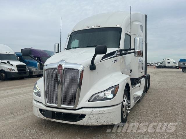 Kenworth T680 وحدات الجر