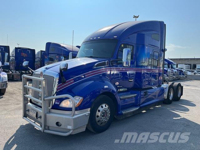 Kenworth T680 وحدات الجر