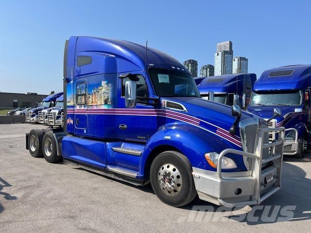 Kenworth T680 وحدات الجر