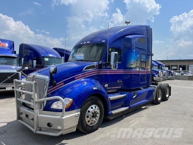Kenworth T680 وحدات الجر